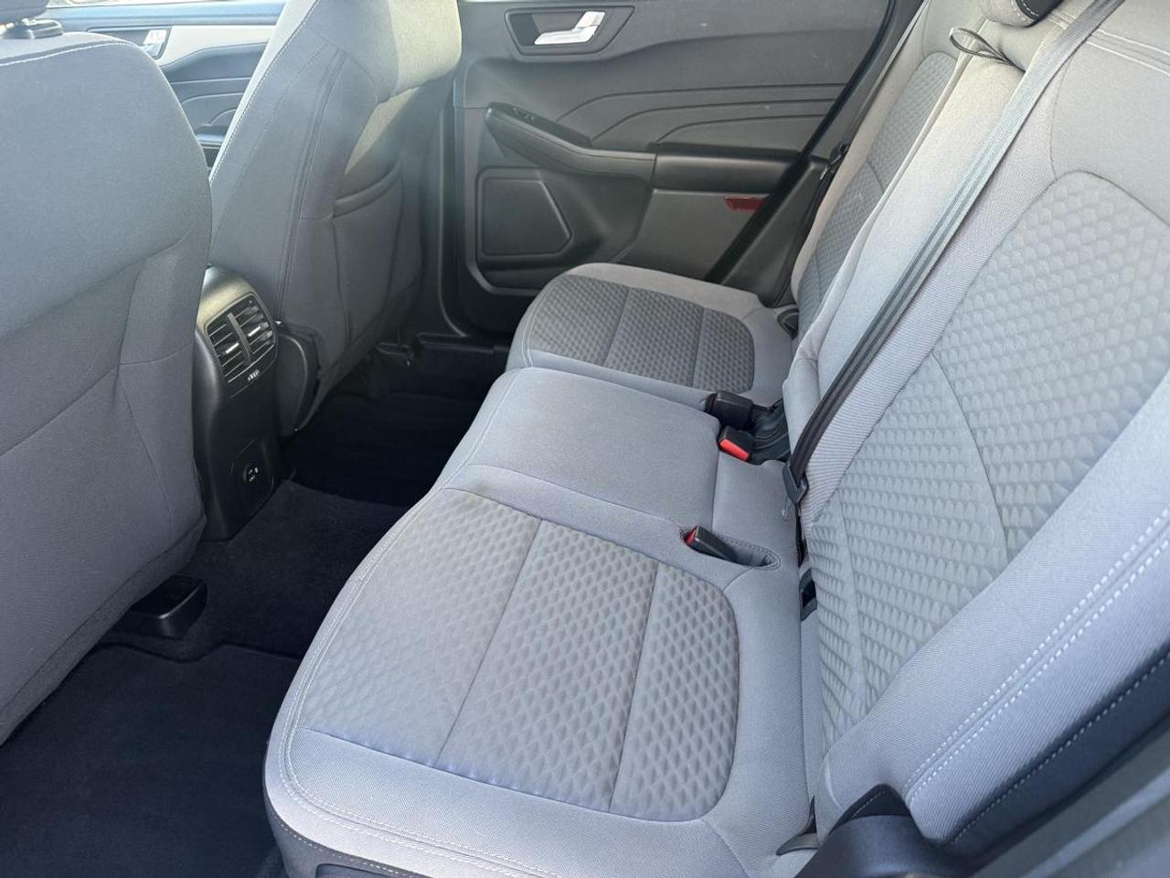 2021 Ford Escape SE Photo