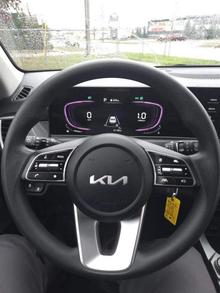 2024 Kia Seltos LX AWD Photo