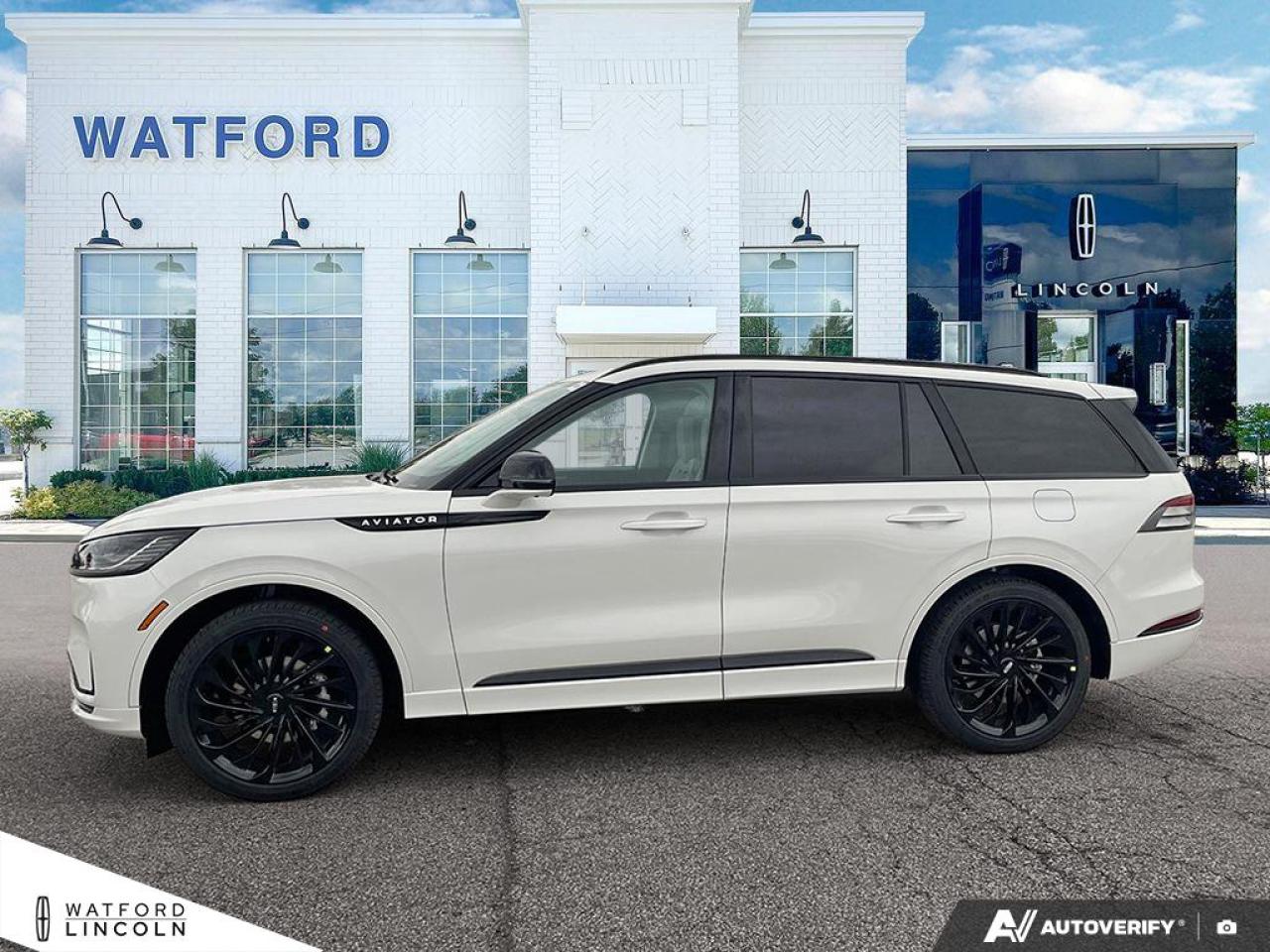 2026 Lincoln Aviator Reserve Photo2