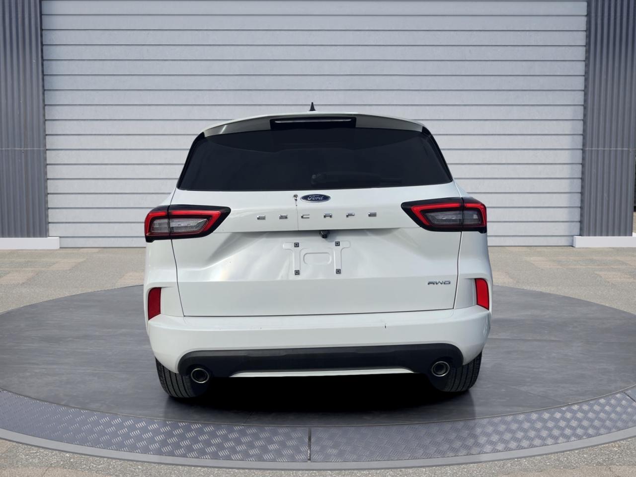 2023 Ford Escape ST-Line Photo4