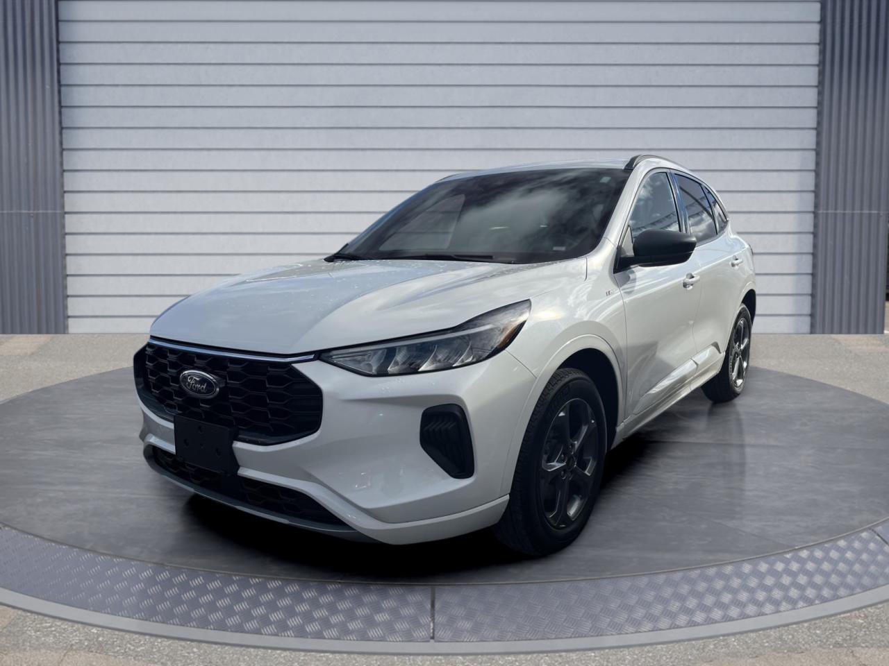 2023 Ford Escape ST-Line Photo0