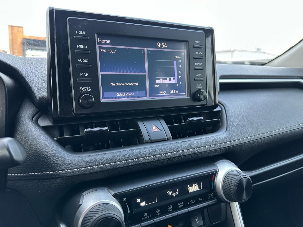 2019 Toyota RAV4 AWD LE Photo