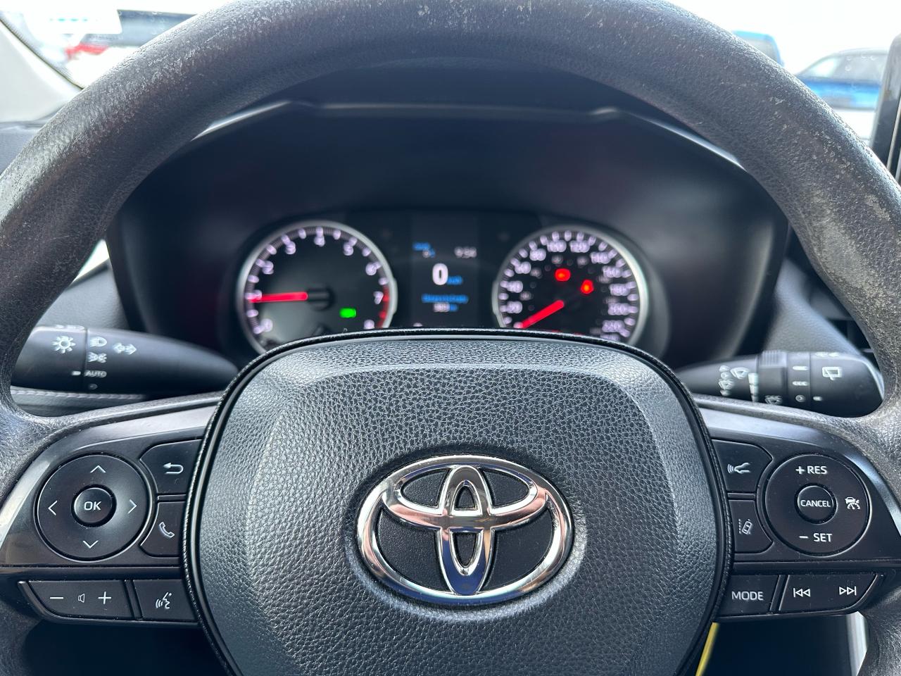 2019 Toyota RAV4 AWD LE Photo