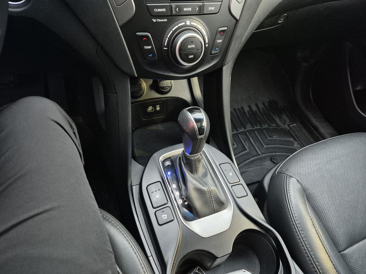 2018 Hyundai Santa Fe Sport Luxury AWD LEATHER - PANARAMIC MOONROOF - NAV Photo26