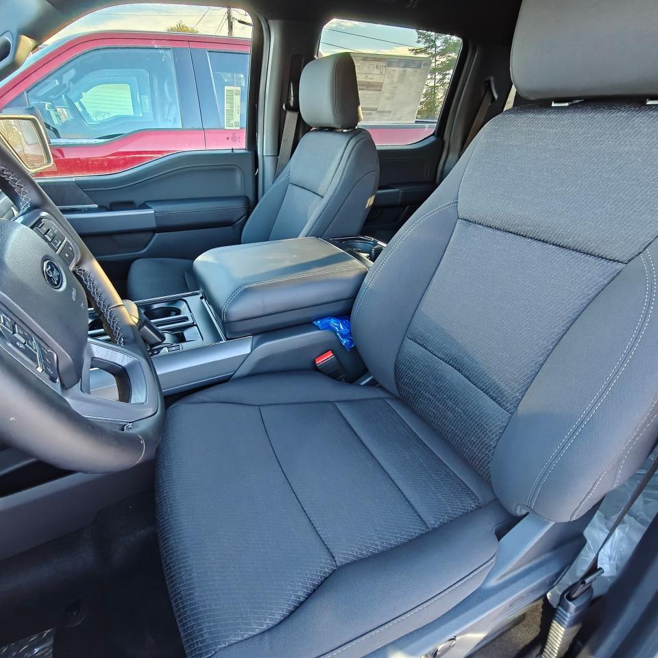 2025 Ford F-150 4X4 SUPERCREW XLT 2.7L 302A Photo