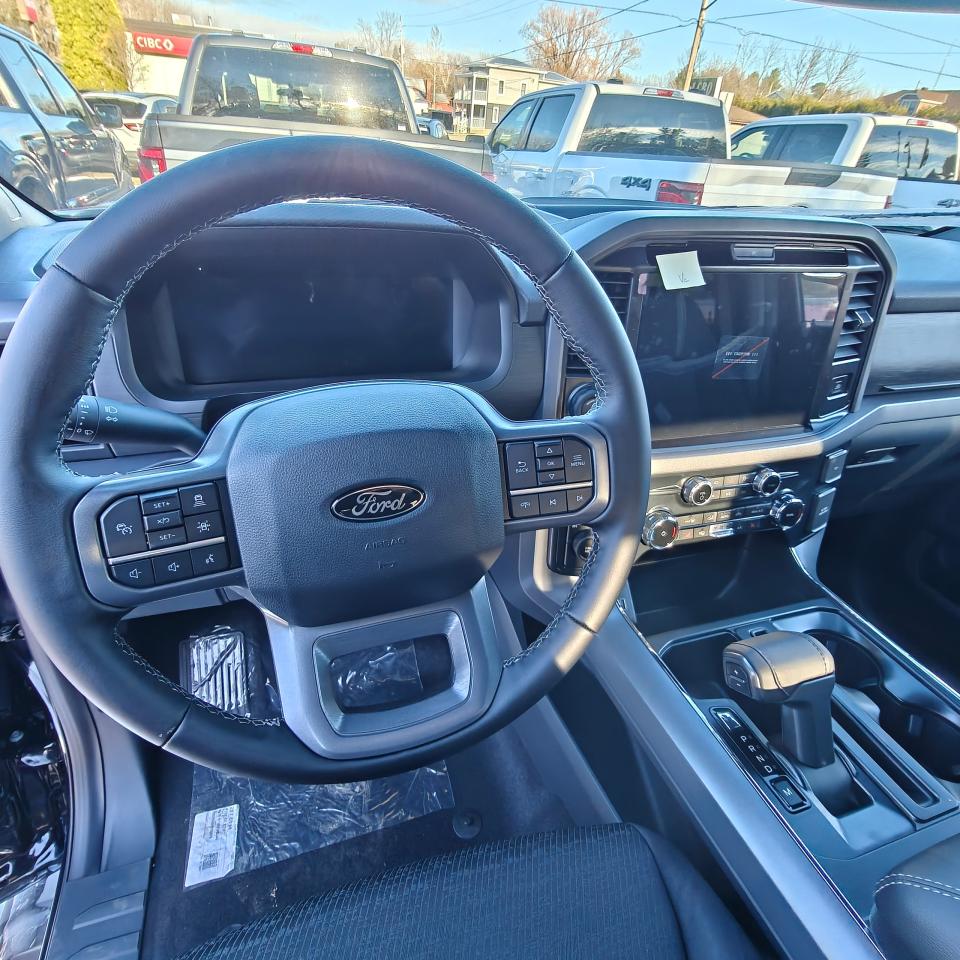 2025 Ford F-150 4X4 SUPERCREW XLT 2.7L 302A Photo