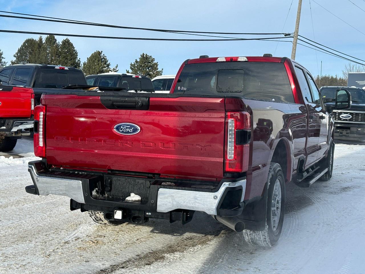 2026 Ford F-350 Super Duty SRW XLT 2WD Crew Cab 8' Box Photo