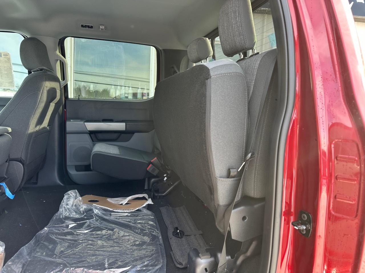 2026 Ford F-350 Super Duty SRW XLT 2WD Crew Cab 8' Box Photo