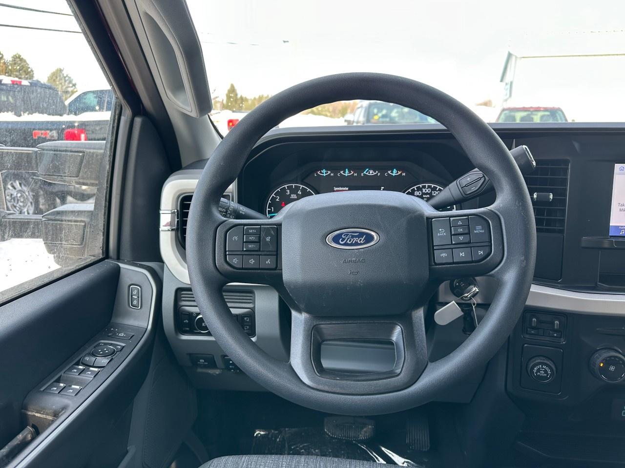 2026 Ford F-350 Super Duty SRW XLT 2WD Crew Cab 8' Box Photo