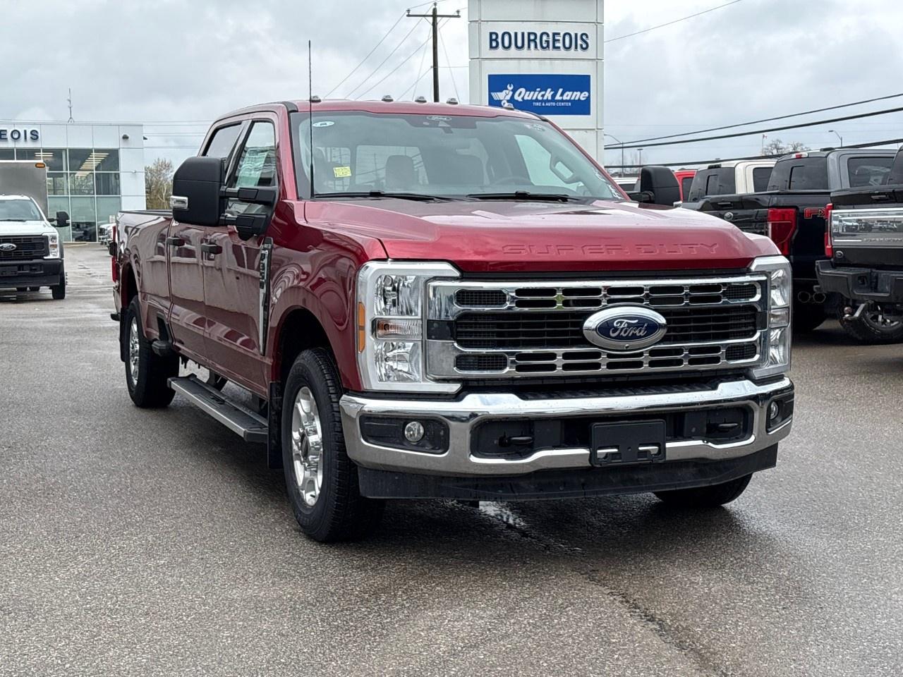 2026 Ford F-350 Super Duty SRW XLT 2WD Crew Cab 8' Box Photo3