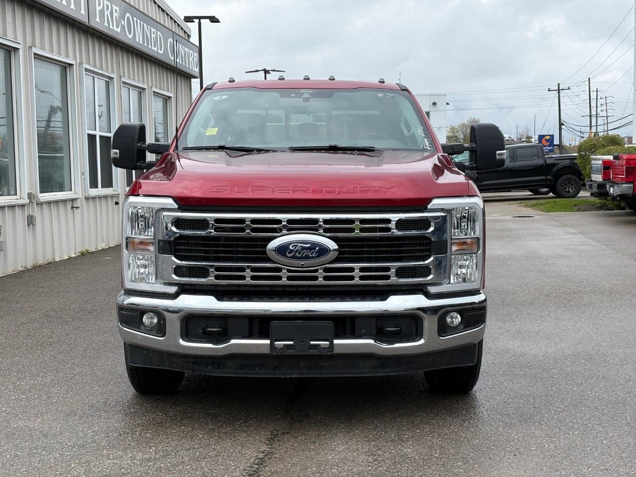 2026 Ford F-350 Super Duty SRW XLT 2WD Crew Cab 8' Box Photo