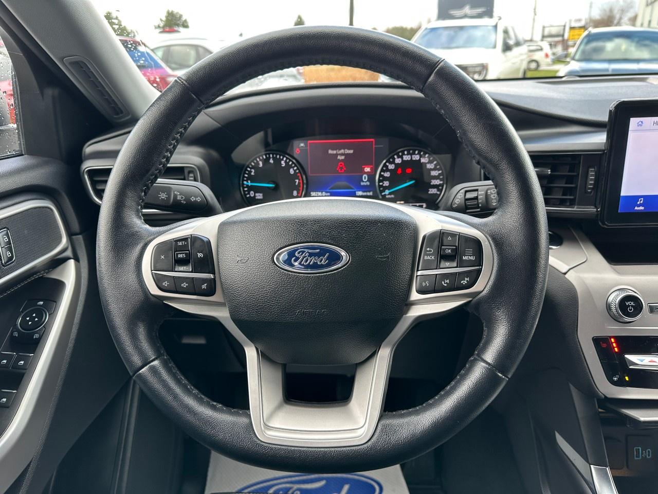 2023 Ford Explorer XLT 4WD Photo