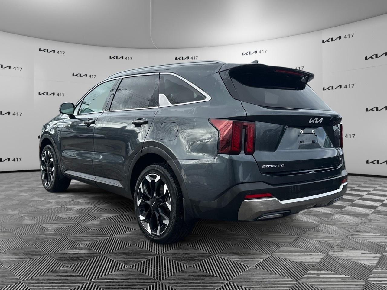 2024 Kia Sorento EX AWD Photo2