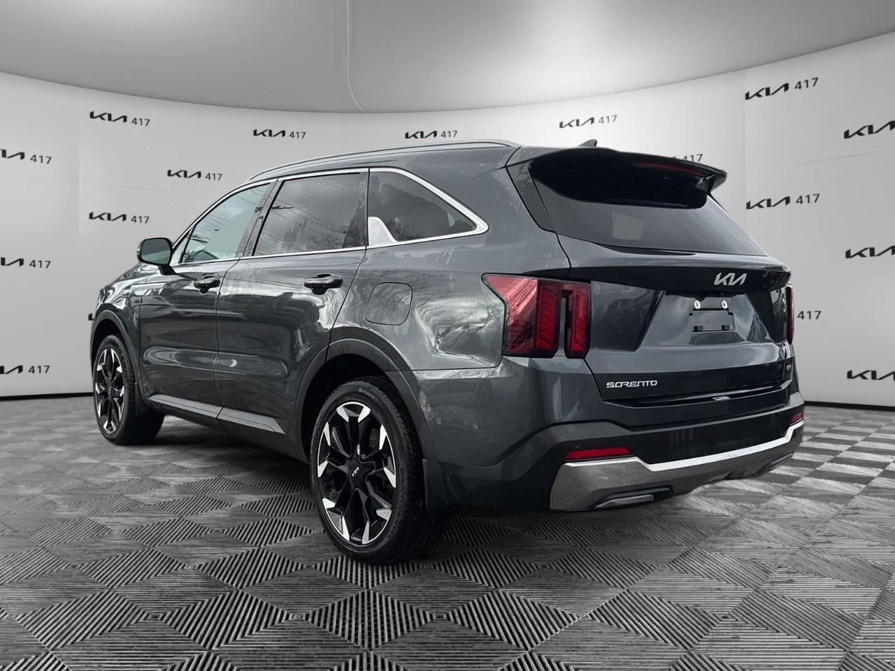 2024 Kia Sorento EX AWD Photo2