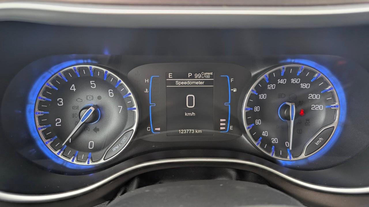 2017 Chrysler Pacifica 4dr Wgn Touring-L Photo