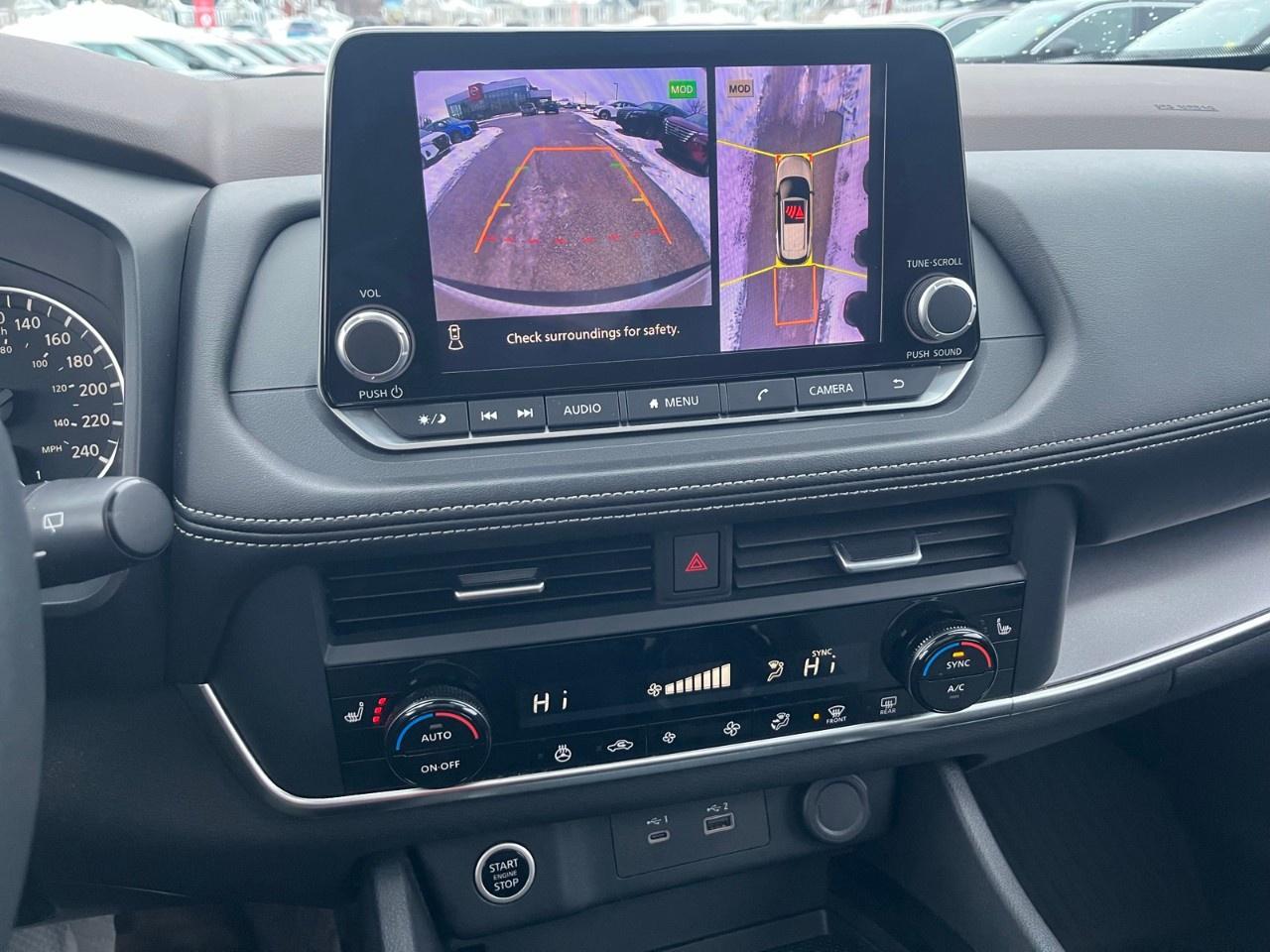 2023 Nissan Rogue AWD SV Photo