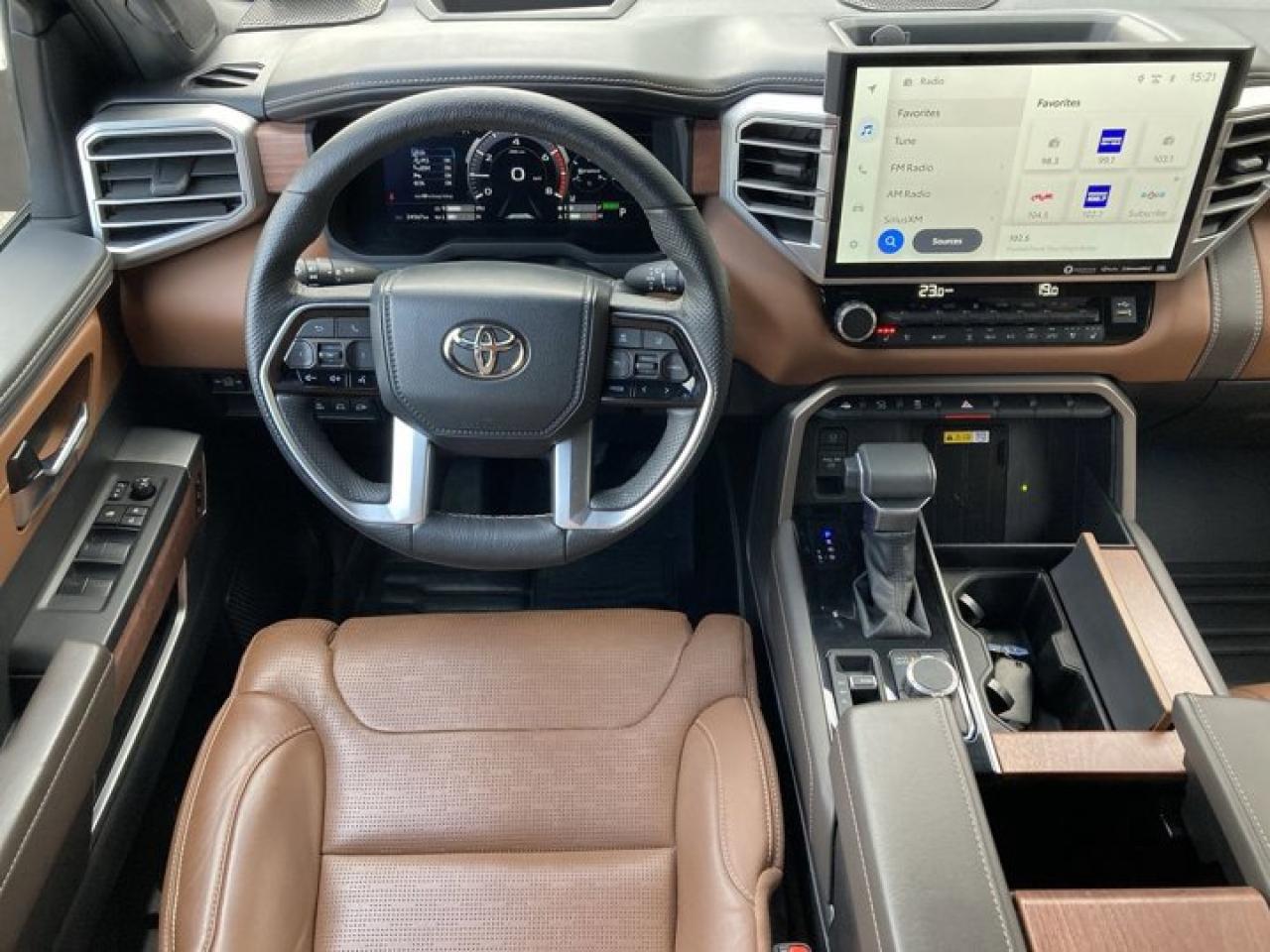 2022 Toyota Tundra Platinum Hybrid 1794 Edition Photo