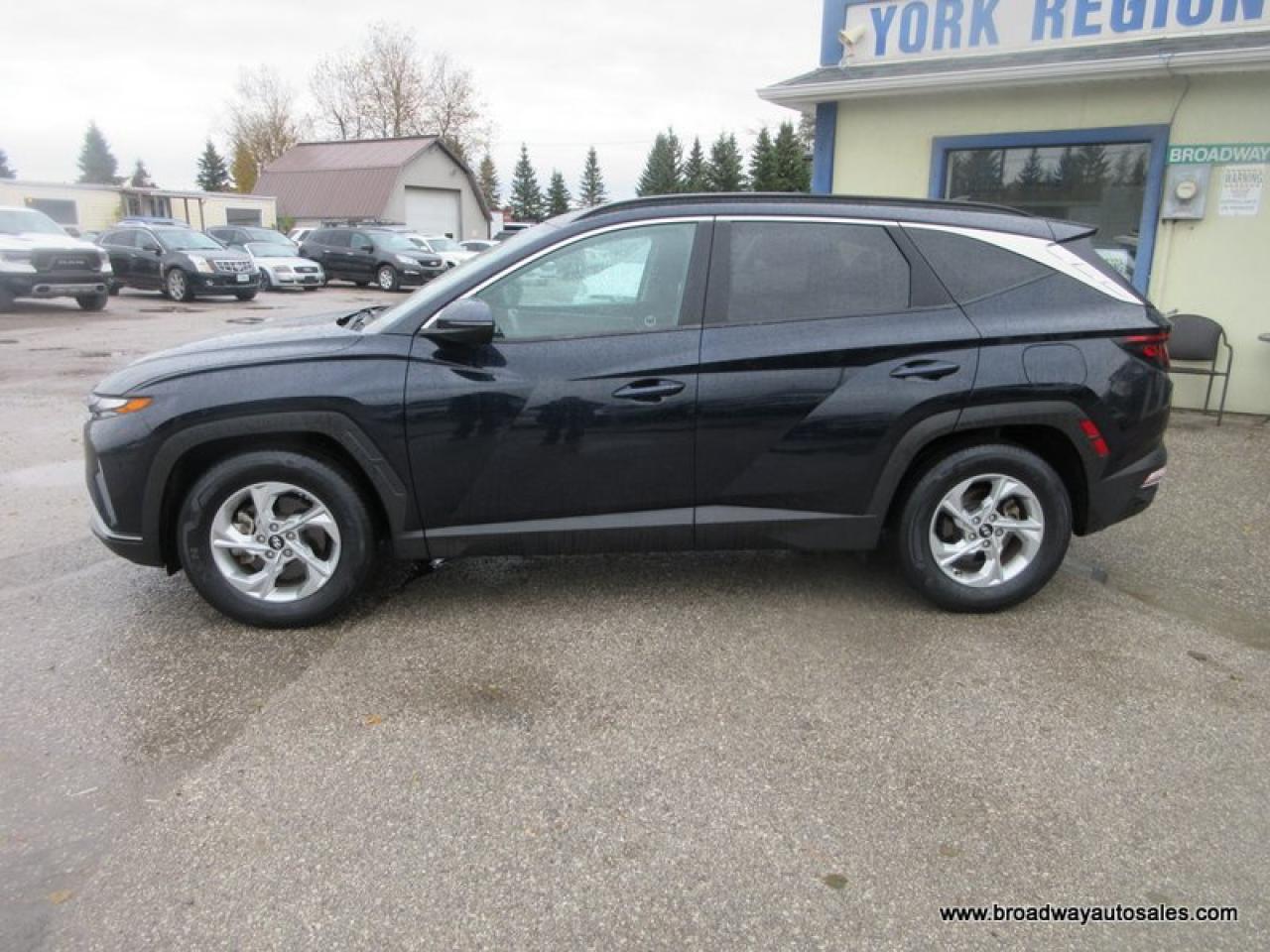 2022 Hyundai Tucson GREAT KM'S SEL-VERSION 5 PASSENGER 2.5L - DOHC.. HEATED SEATS & WHEEL.. BACK-UP CAMERA.. BLUETOOTH SYSTEM.. KEYLESS ENTRY.. Photo2