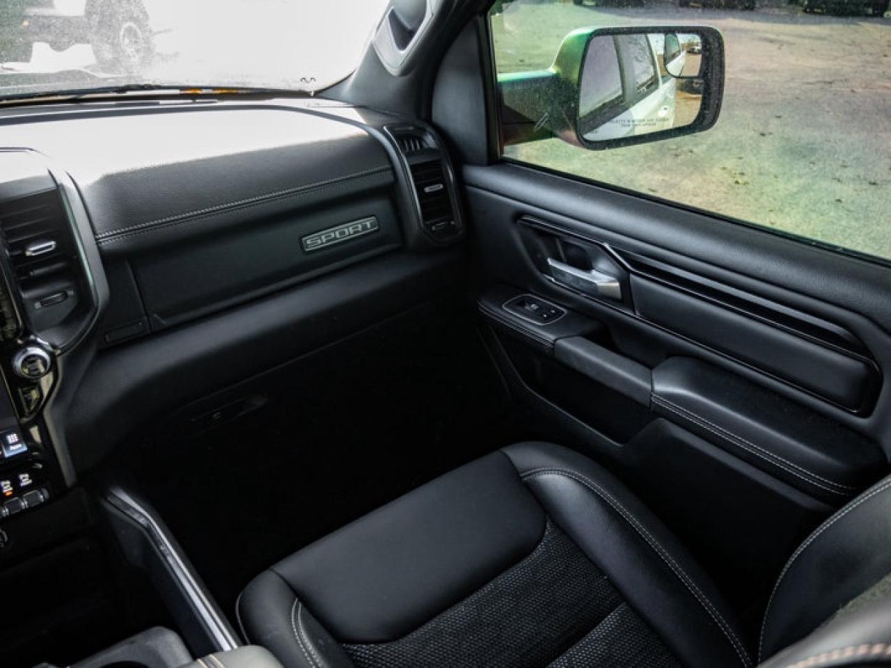 2024 RAM 1500 SPORT Photo