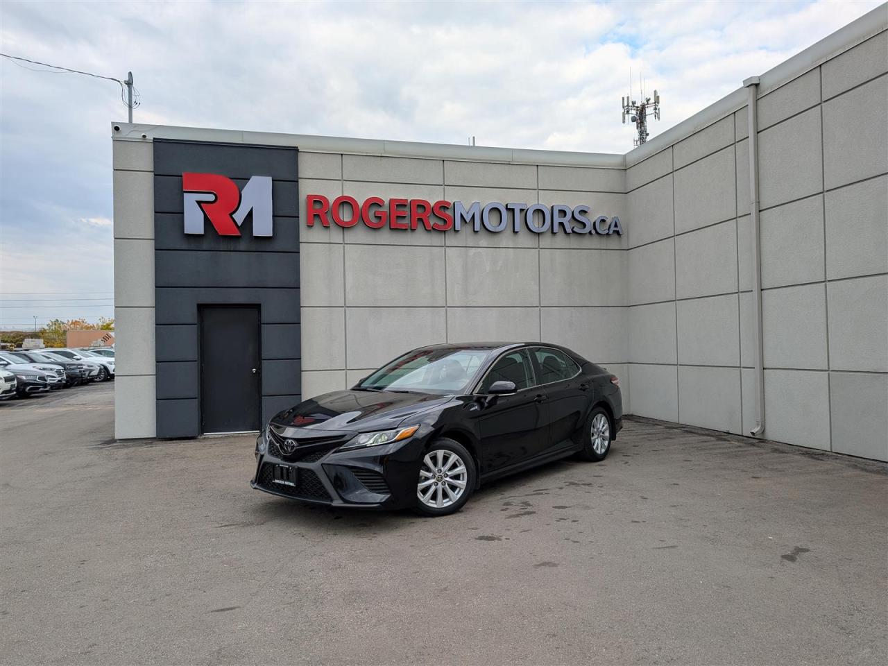 Used 2020 Toyota Camry SE - LEATHER - HTD SEATS - TECH FEATS for sale in Oakville, ON