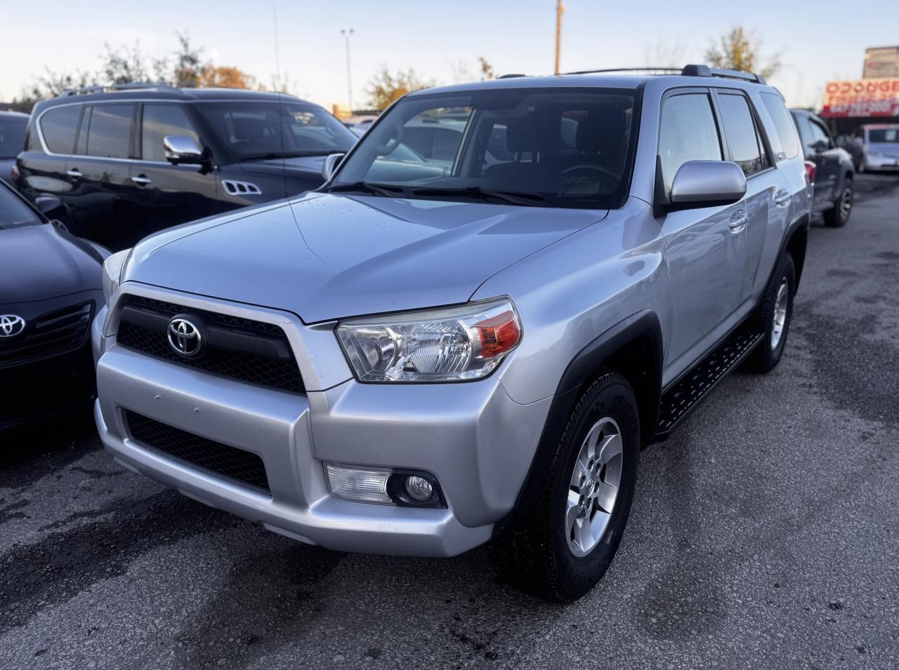 2013 Toyota 4Runner SR5 Photo0