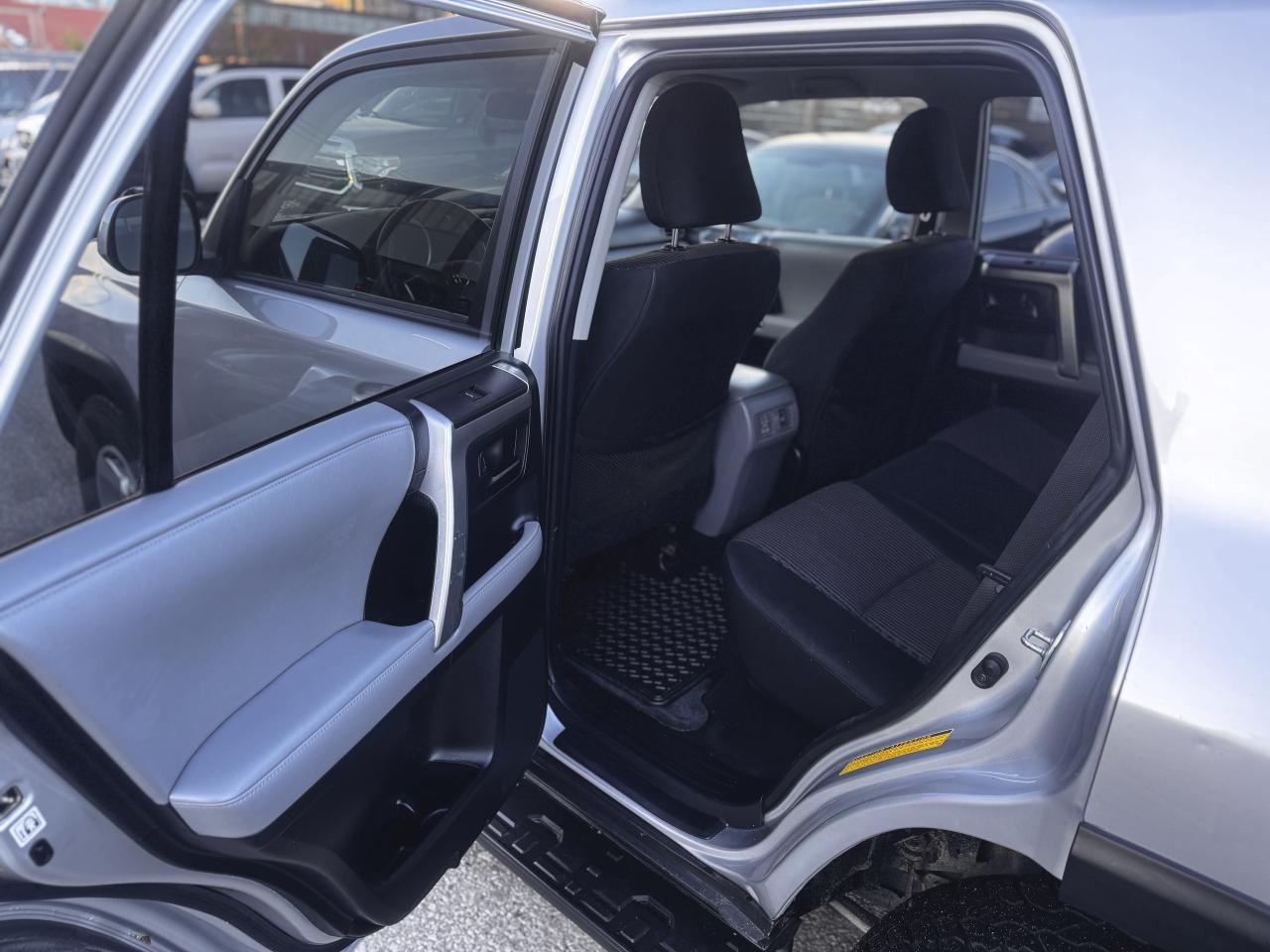 2013 Toyota 4Runner SR5 Photo