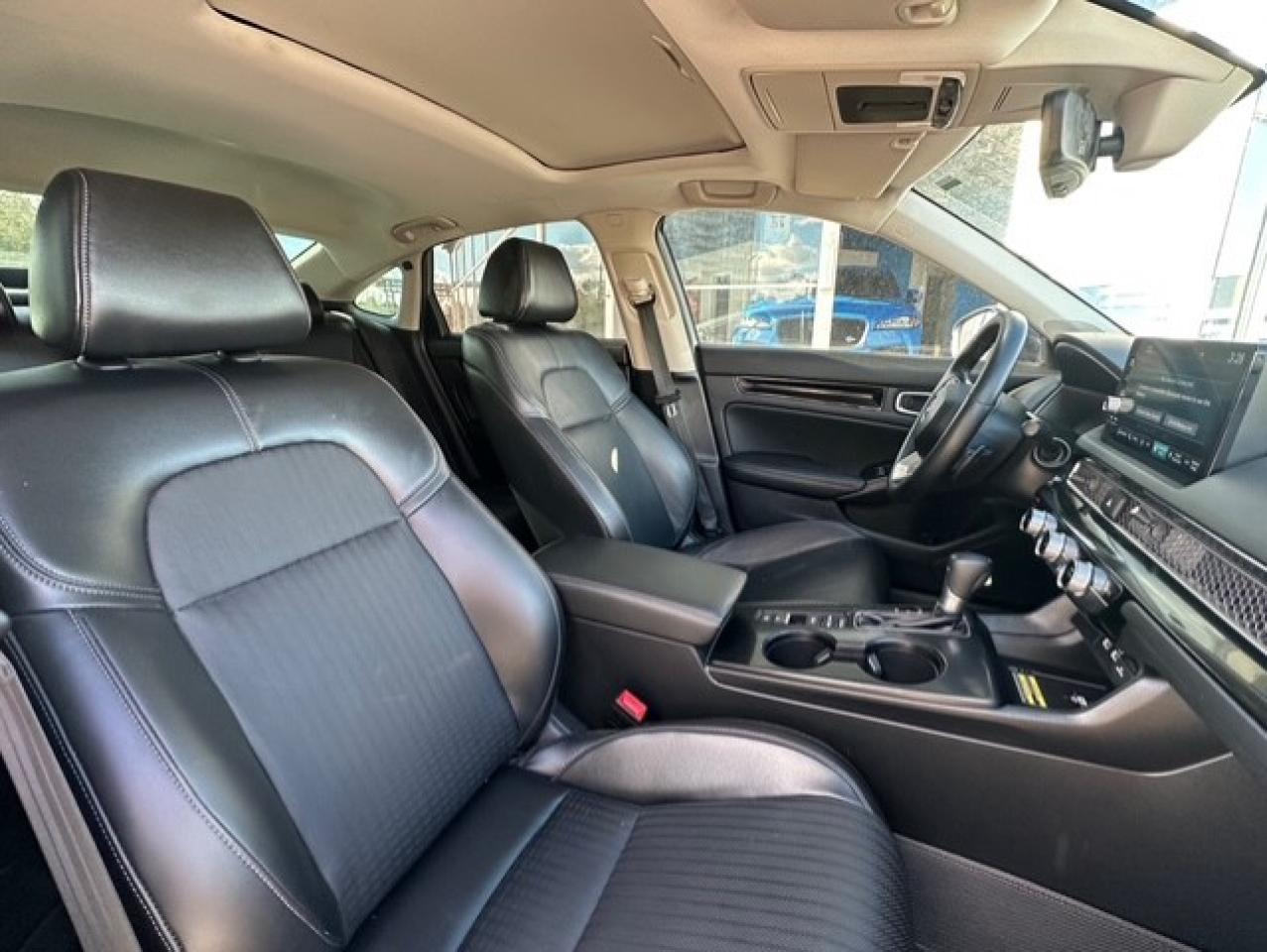 2023 Honda Civic Touring Photo