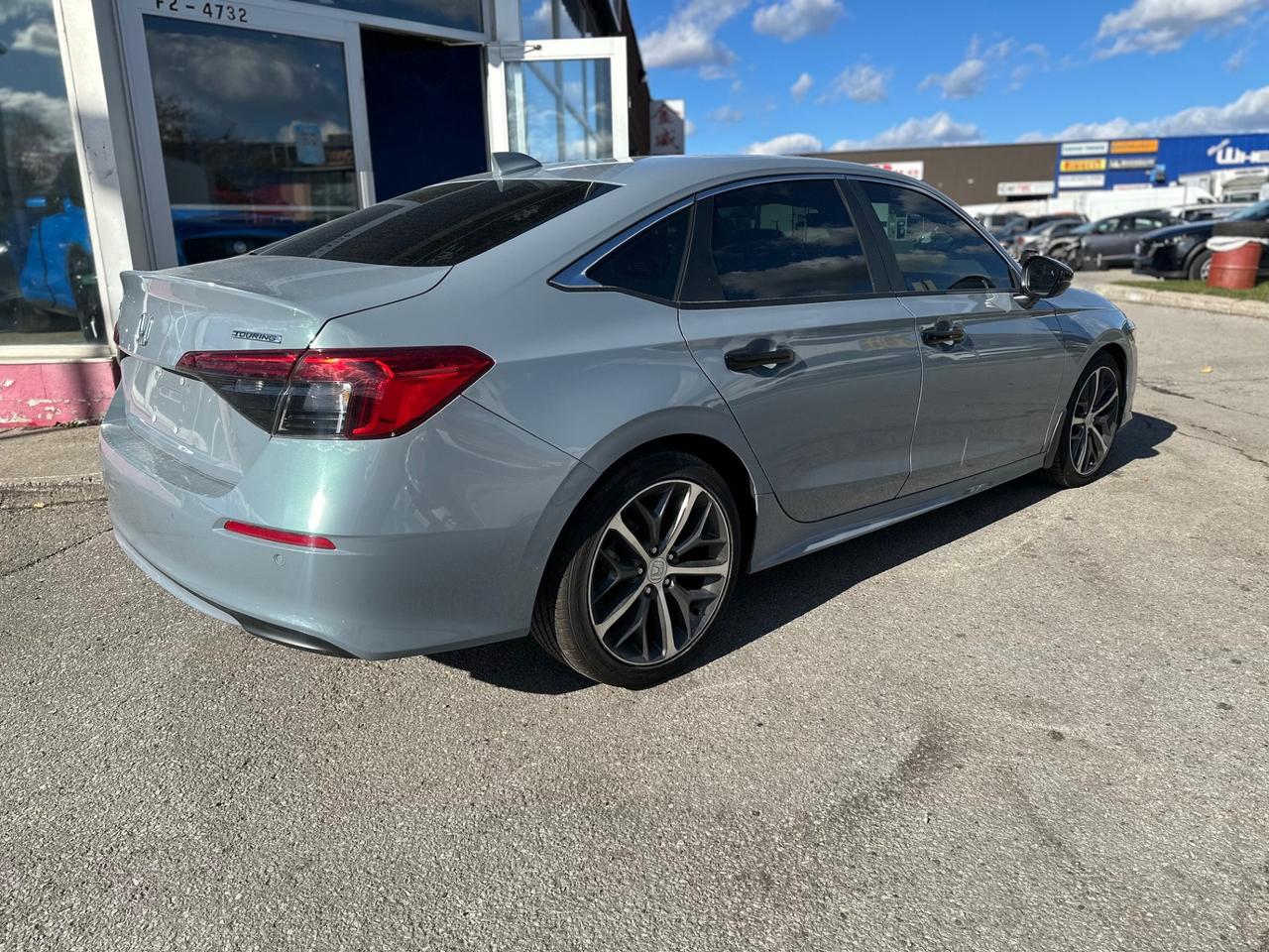 2023 Honda Civic Touring Photo