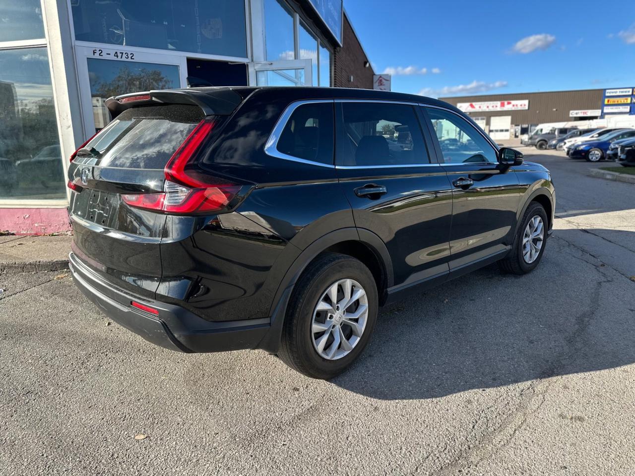 2023 Honda CR-V LX Photo