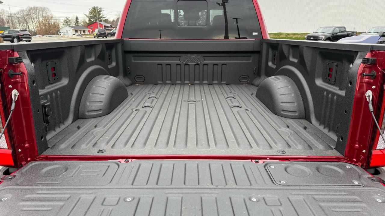 2026 Ford F-250  Photo4