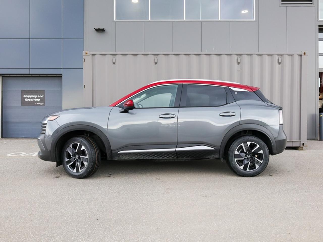 2026 Nissan Kicks SV AWD  - Premium Package Photo4