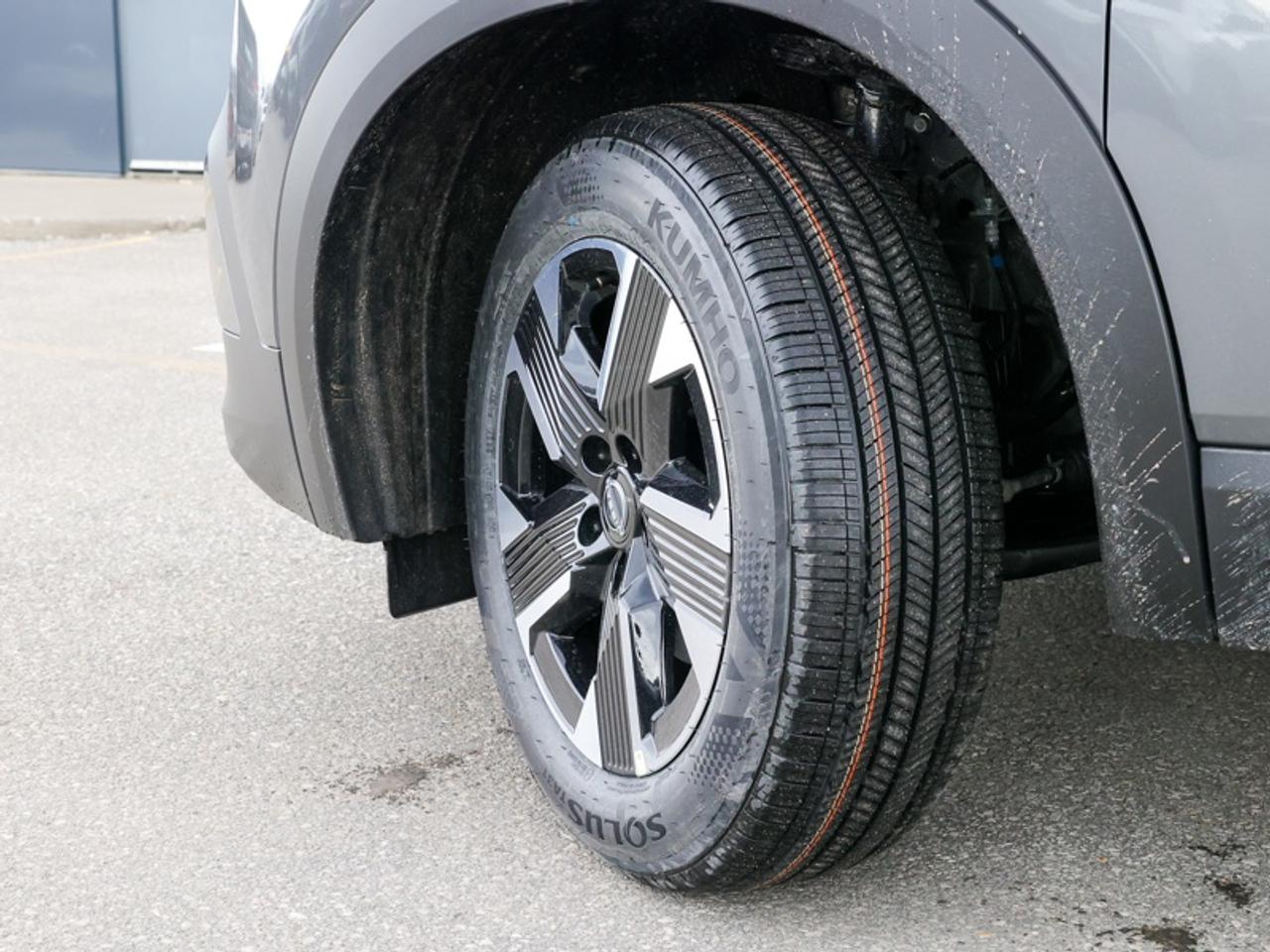 2026 Nissan Kicks SV AWD  - Premium Package Photo