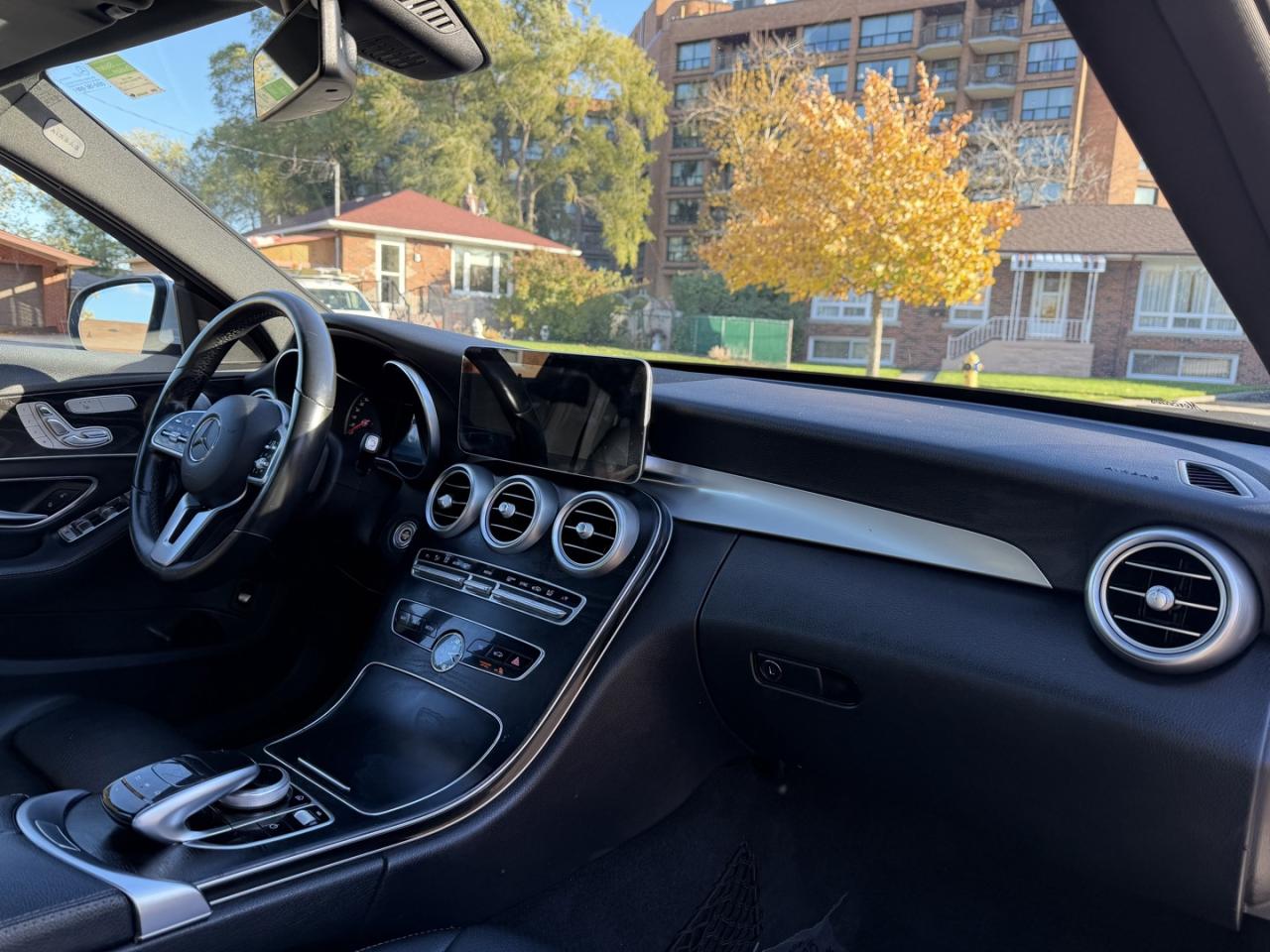 2019 Mercedes-Benz C-Class C300 4MATIC - Photo #9