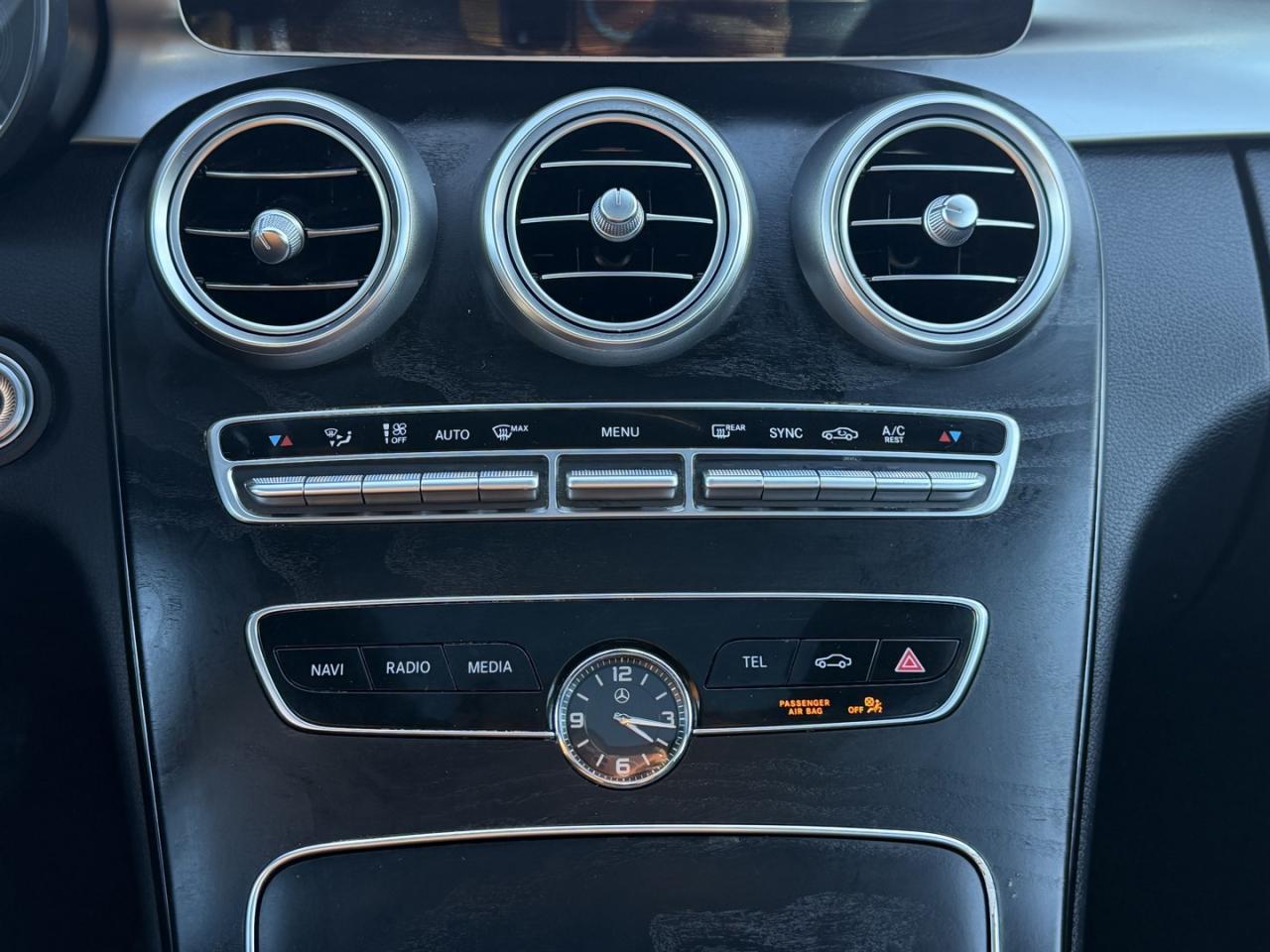 2019 Mercedes-Benz C-Class C300 4MATIC - Photo #17