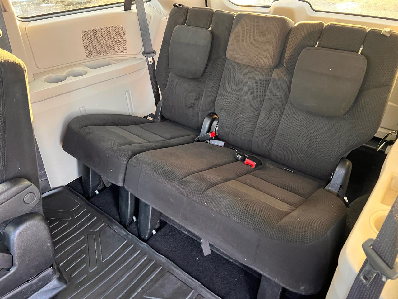 2015 Dodge Grand Caravan SXT Photo