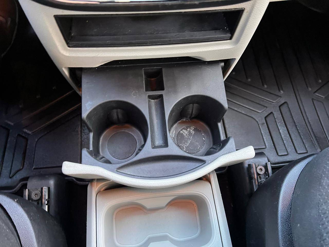 2015 Dodge Grand Caravan SXT Photo