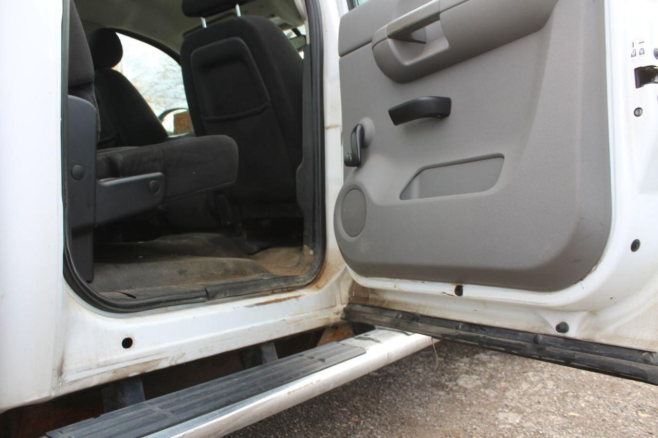 2011 Chevrolet Silverado 2500 Work Truck Photo