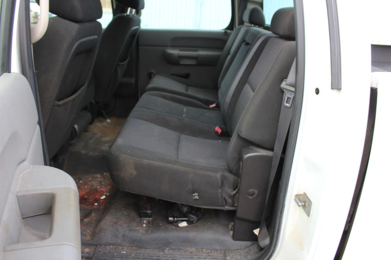 2011 Chevrolet Silverado 2500 Work Truck Photo