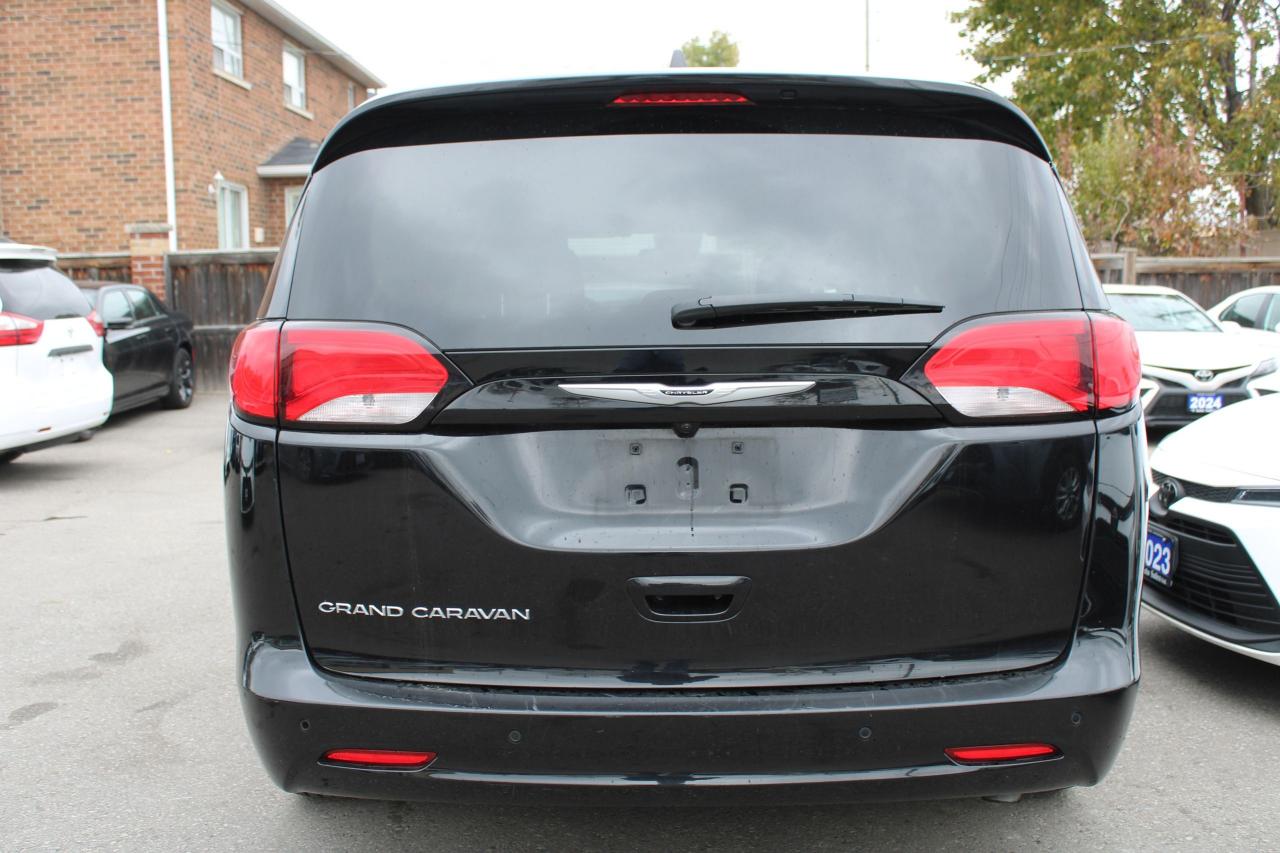 2024 Chrysler Grand Caravan SXT 2WD - Photo #4