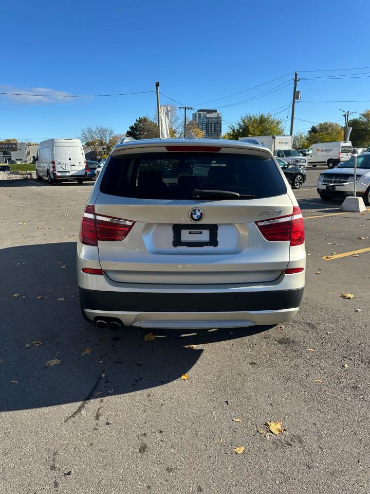 2011 BMW X3 35i - Photo #4