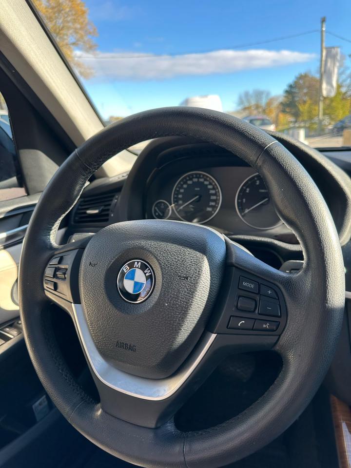 2011 BMW X3 35i - Photo #16