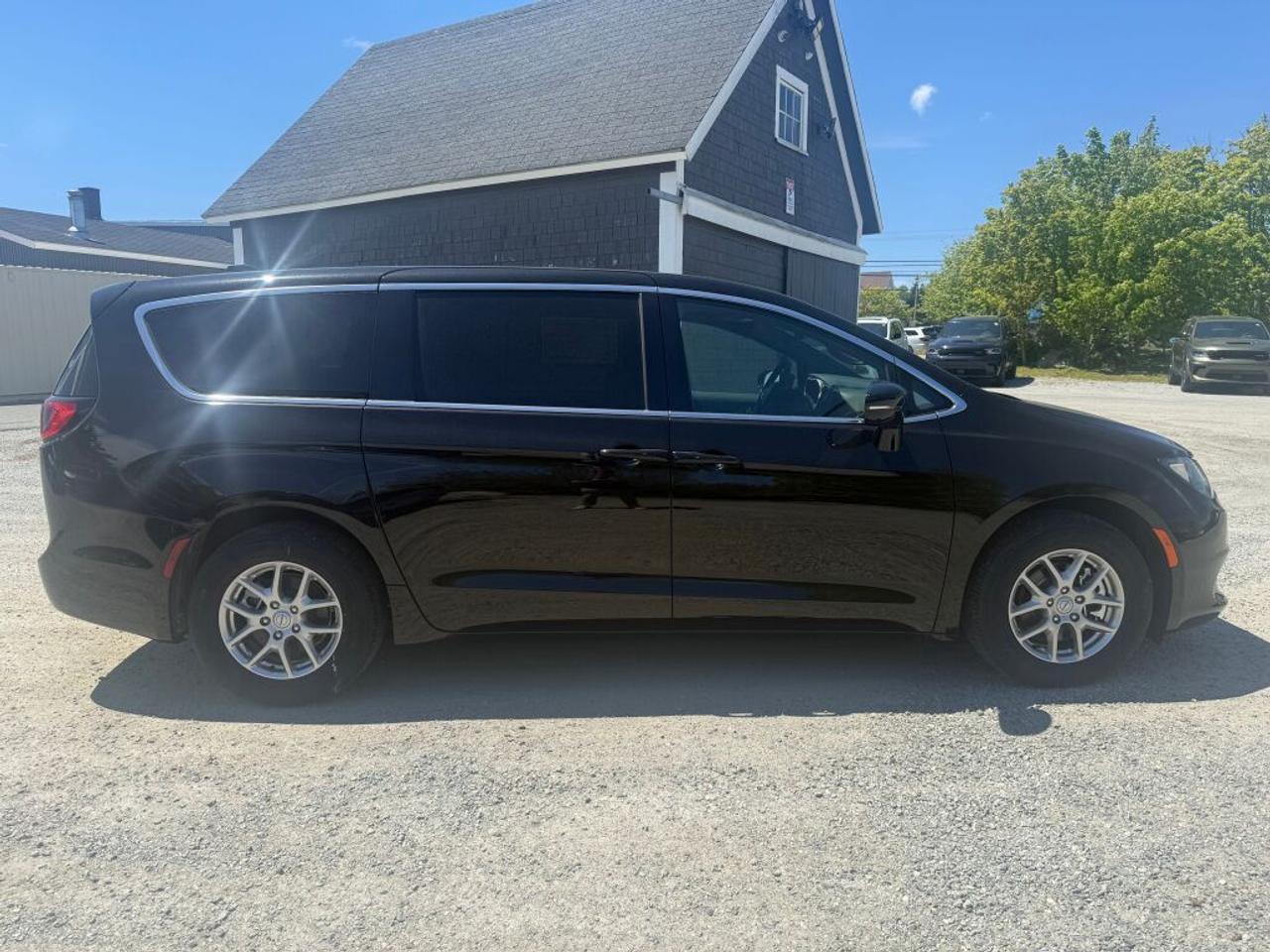 2026 Dodge Grand Caravan SXT Photo
