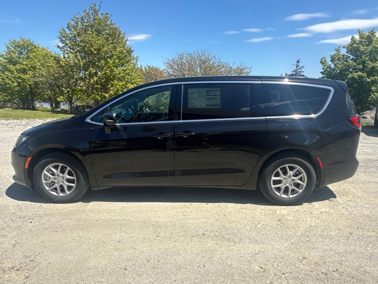 2026 Dodge Grand Caravan SXT Photo