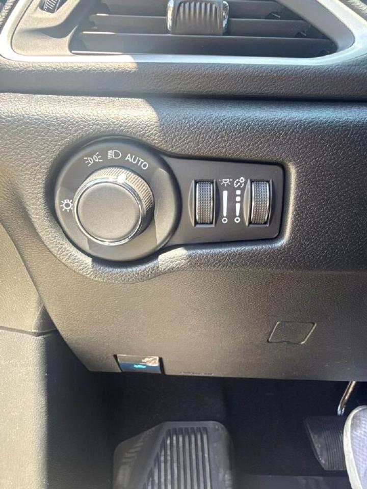 2026 Dodge Grand Caravan SXT Photo