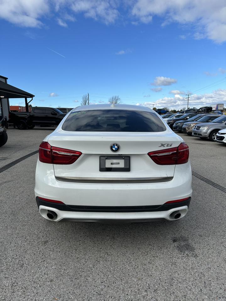 2015 BMW X6 xDrive35i - Photo #3
