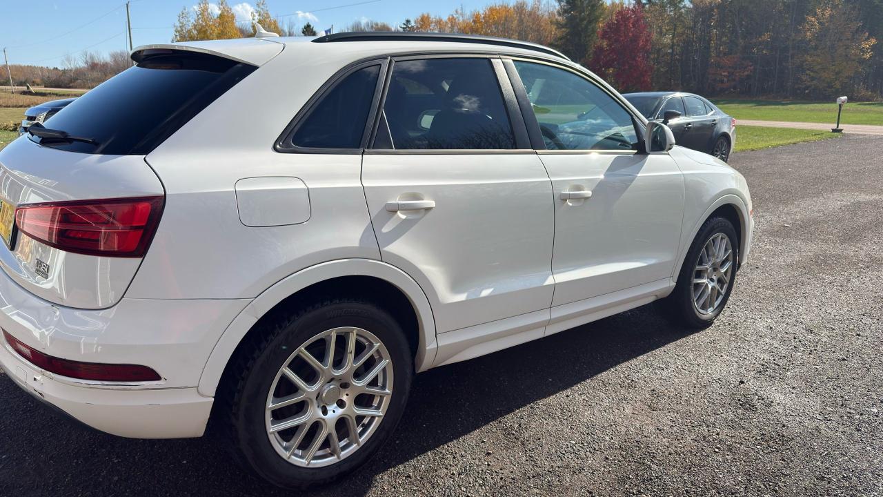 2016 Audi Q3 Komfort - Photo #6