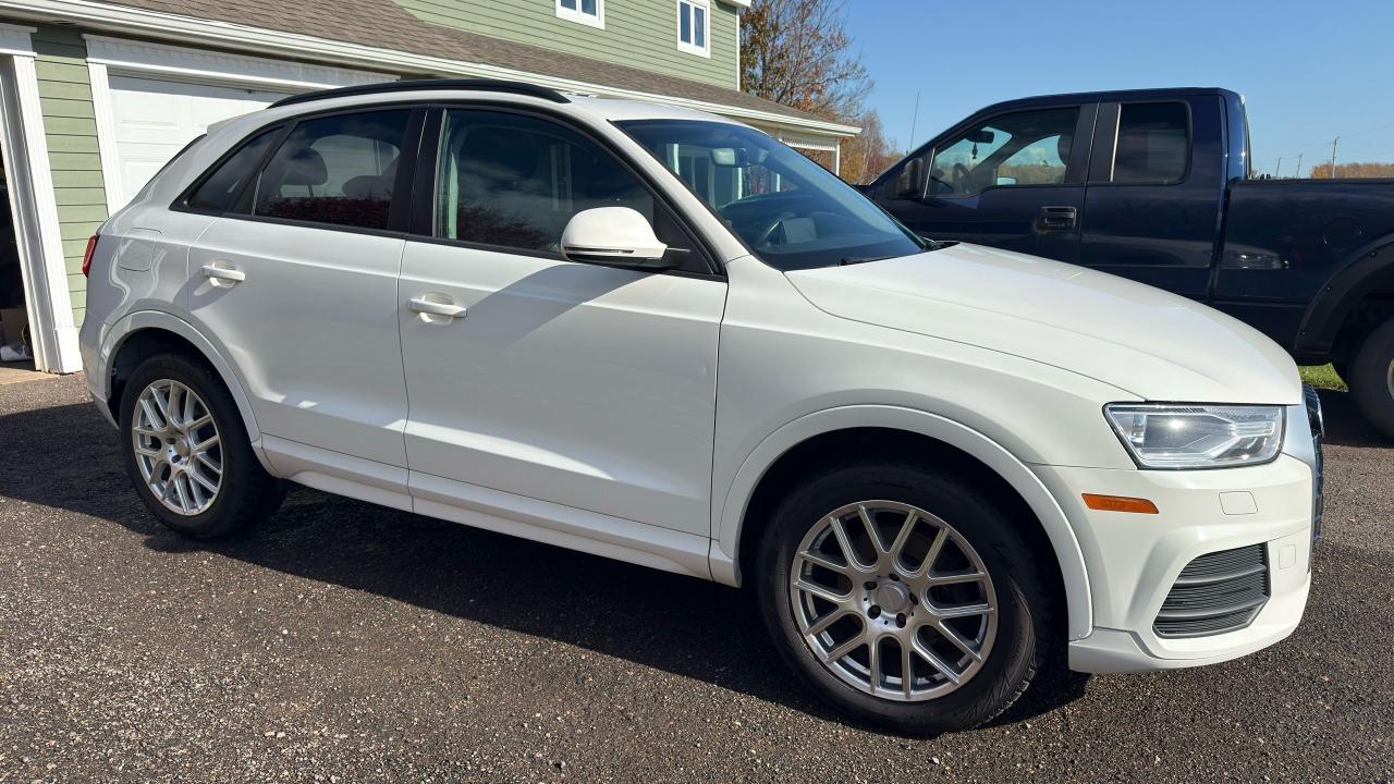 2016 Audi Q3 Komfort - Photo #5