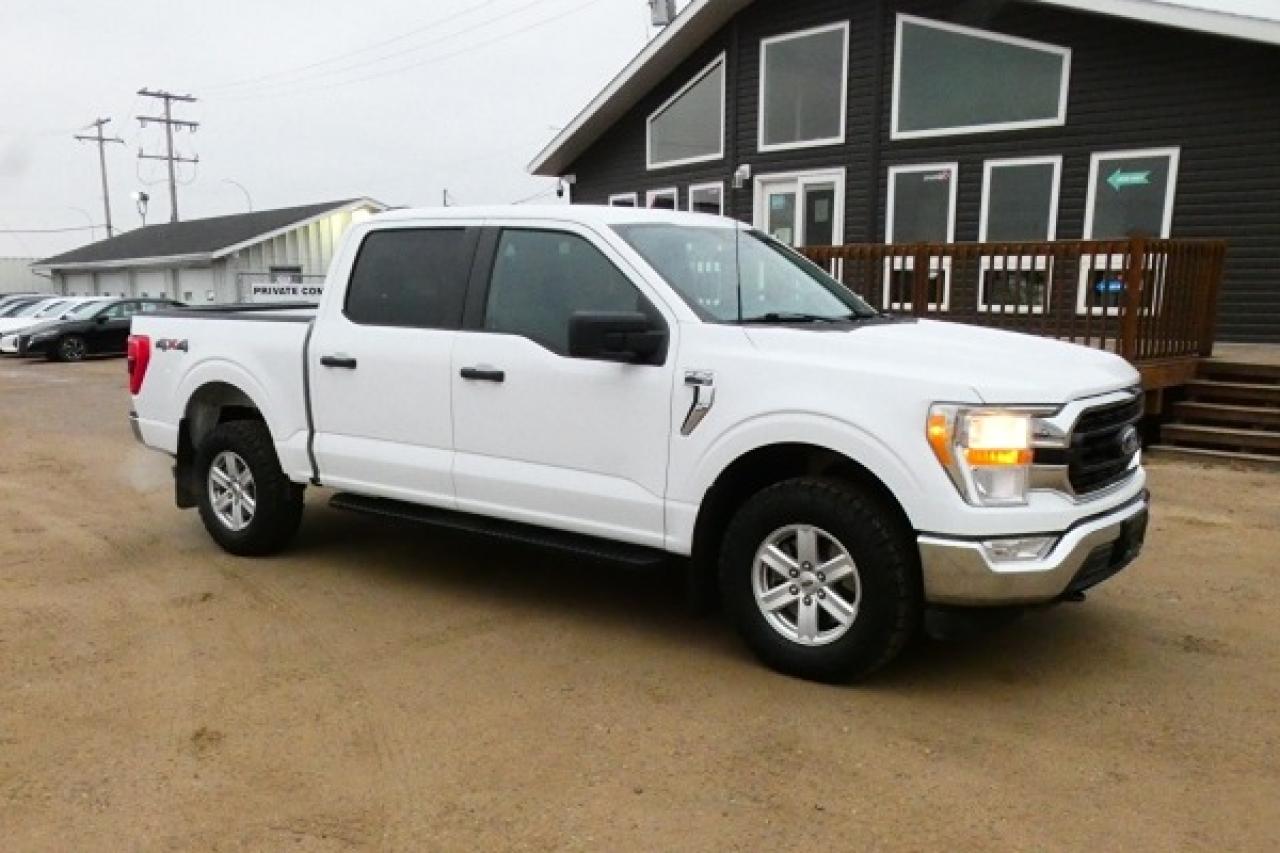 2022 Ford F-150 XLT ecoboost w/cloth seats, BUC - Photo #4