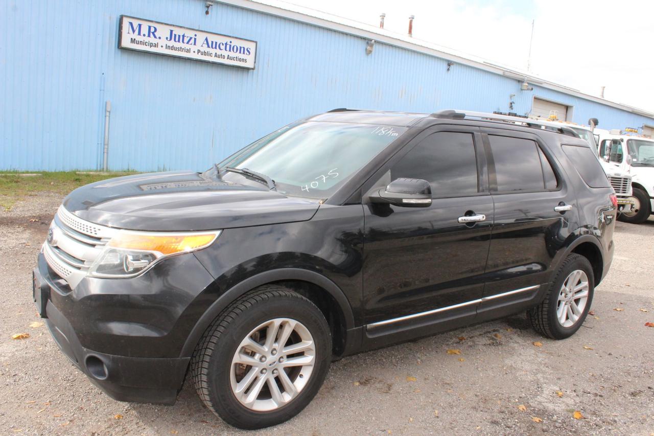 Used 2015 Ford Explorer XLT for sale in Breslau, ON