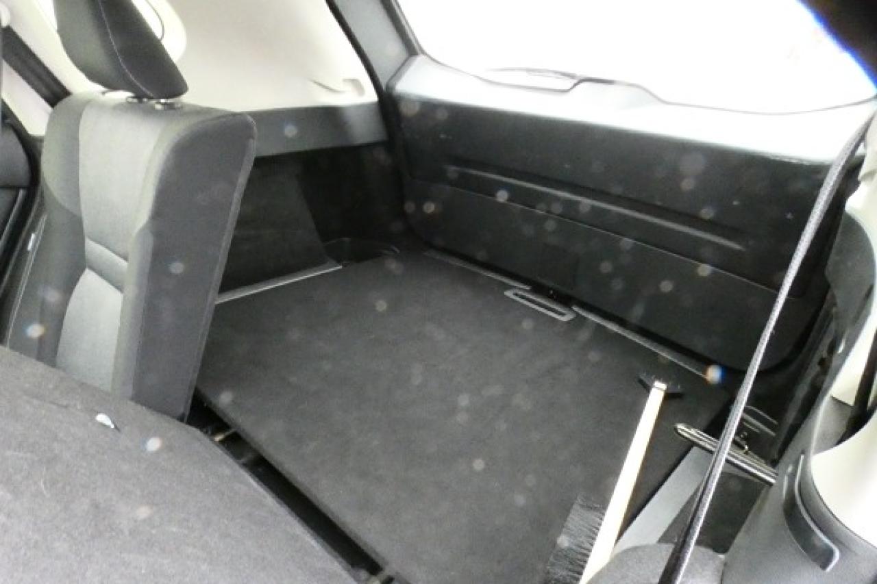 2024 Nissan Rogue SV AWD w/Htd cloth, moonroof, BUC - Photo #9